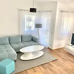 Ena Apartment