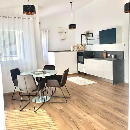 Apartment Ena