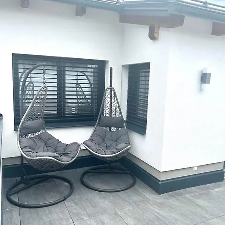 Apartament Ena